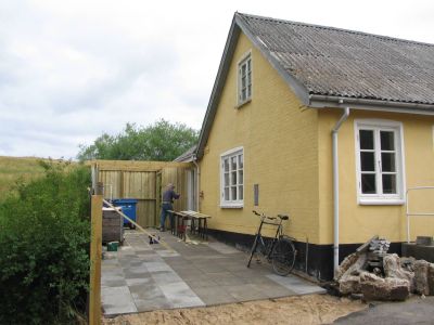 Nyt skur til fryser, renovation og gas